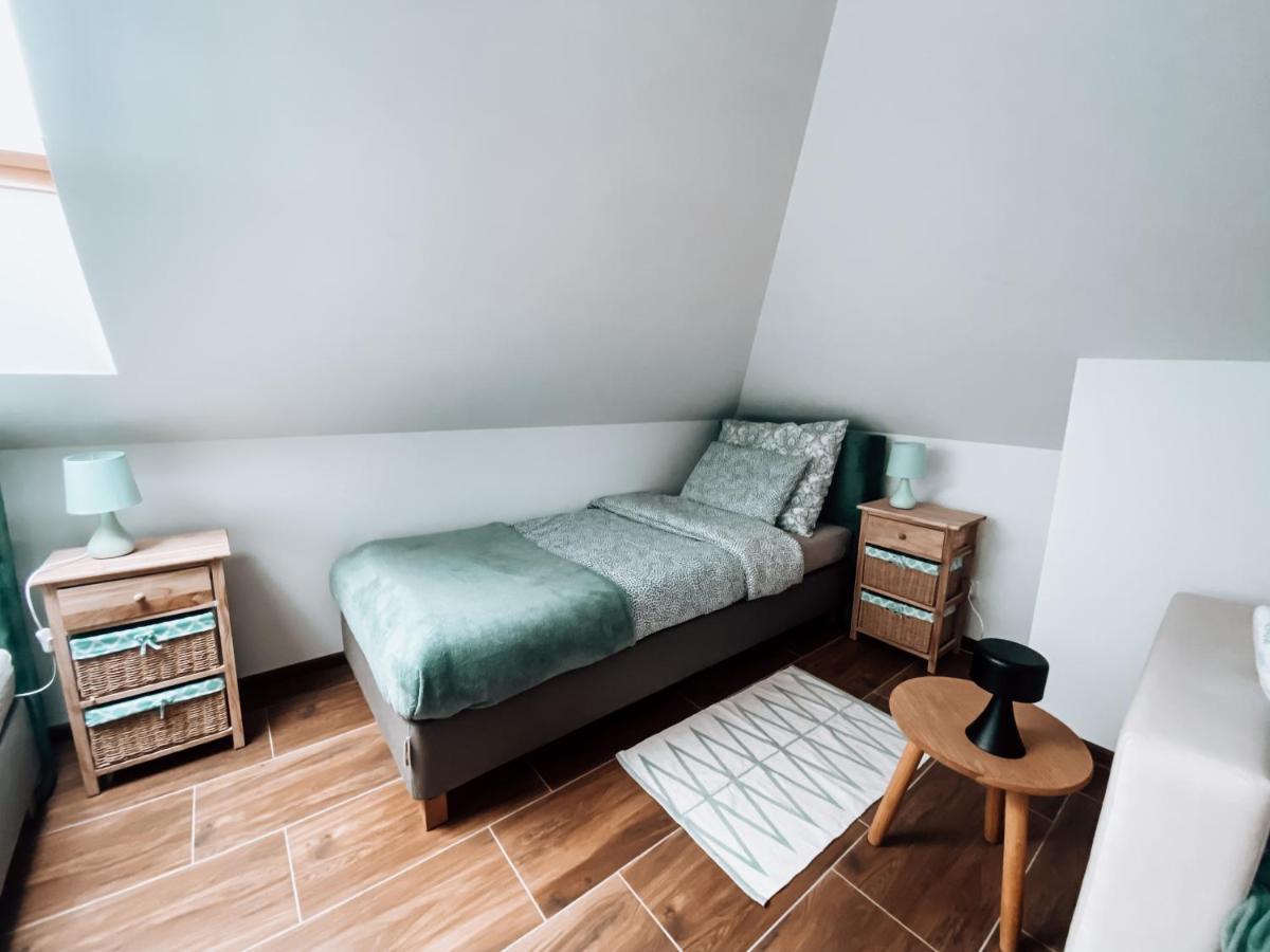 Bed and Breakfast Zacisze Karczmiska Pierwsze Экстерьер фото